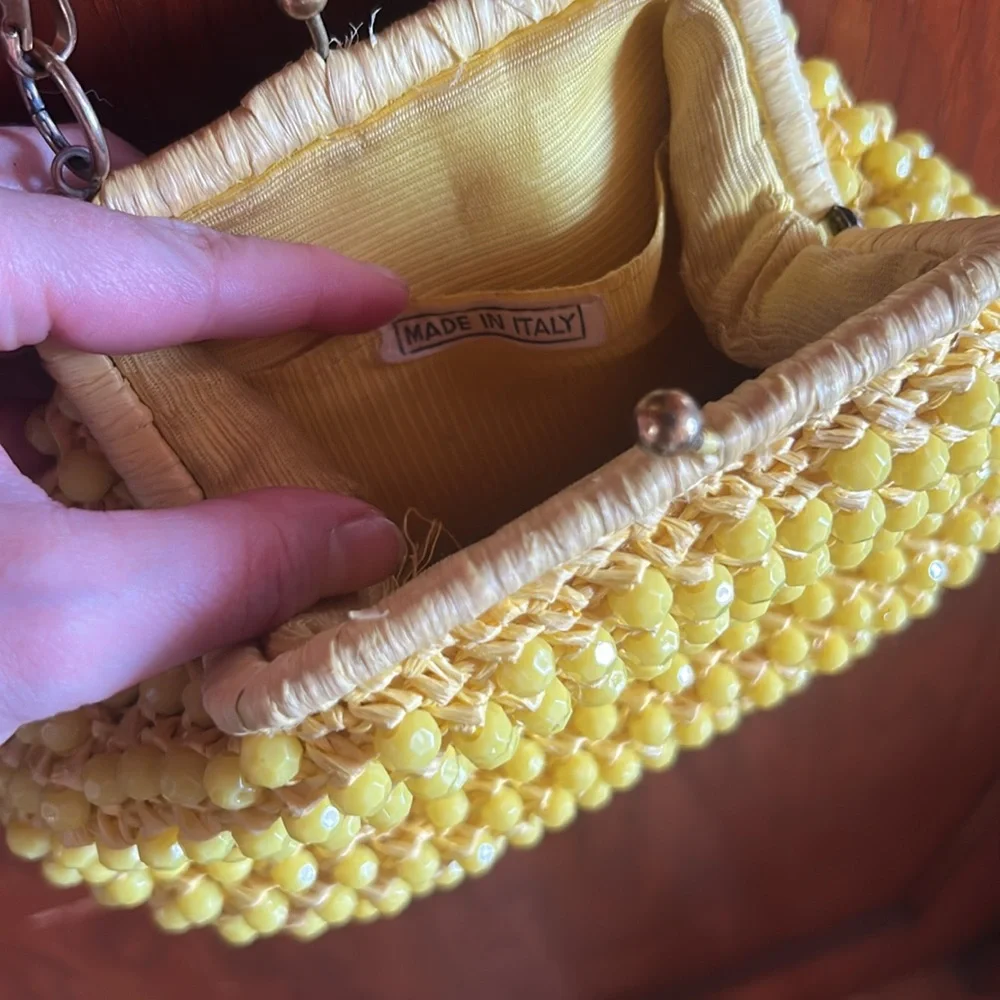 Small yellow beaded purse - Picture 4 of 5